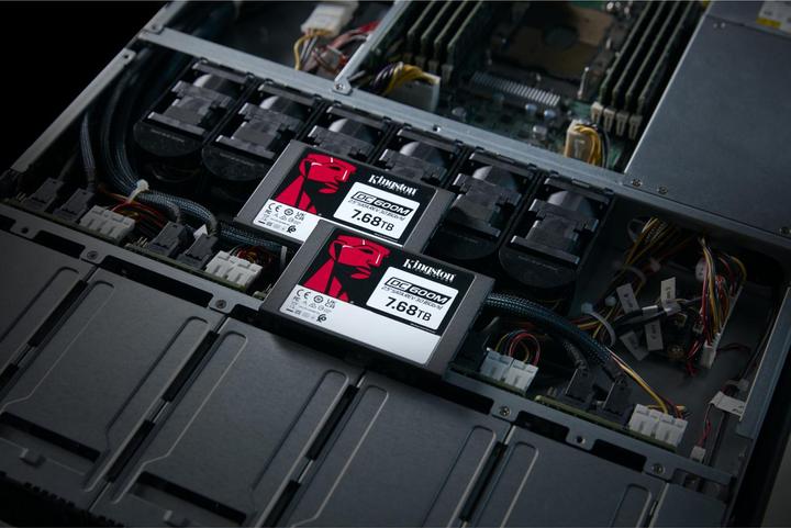Immagine prodotto Kingston DC600M (7680 GB, 2.5")