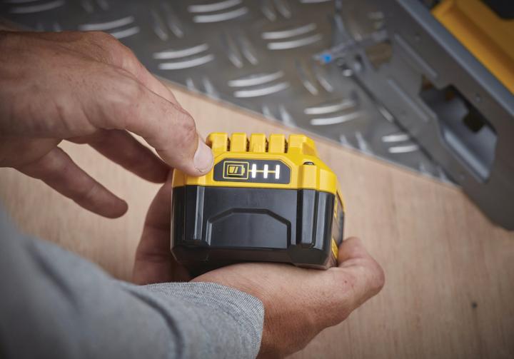 Actual product image Stanley V20 Starter Kit (18 V)