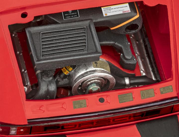 Produktbild Revell Gift Set Porsche 911 Turbo 50th Anniversary