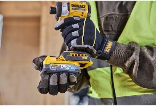 Actual product image DeWalt DCF860N-XJ (Rechargeable battery operated)