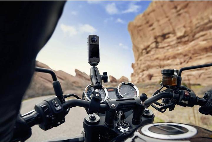 Actual product image Insta360 X3 (30p, Wi-Fi, Bluetooth)
