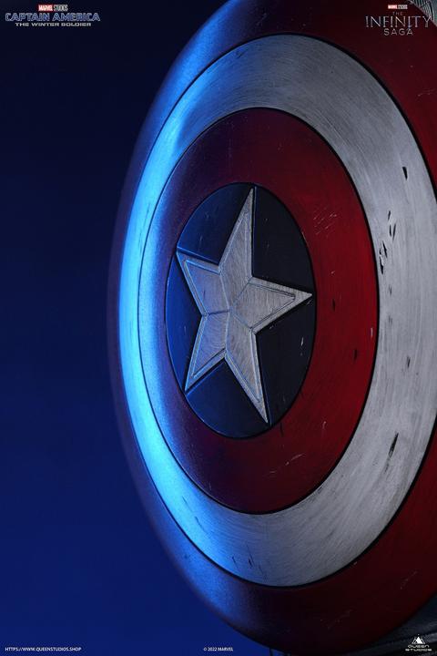 Immagine prodotto Queen Studios Statua 1/4 di Capitan America - Il Soldato d'Inverno "Capitan America