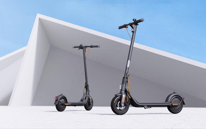 Image du produit Segway-Ninebot F2 Plus D (20 km/h, 55 km, 400 W)