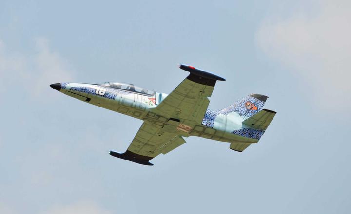 Produktbild Black Horse Albatros L-39 1890mm jet ARF ( BH190 )