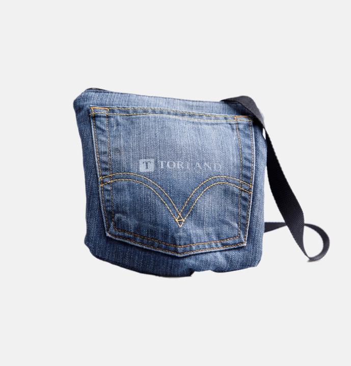 Produktbild Torland Upcycling Umhängetasche Tabea (0.60 l)