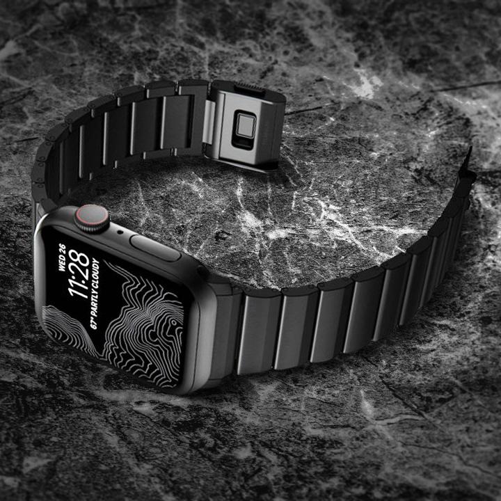 Produktbild Nomad Titanium Band (42 mm, 44 mm, Titan)