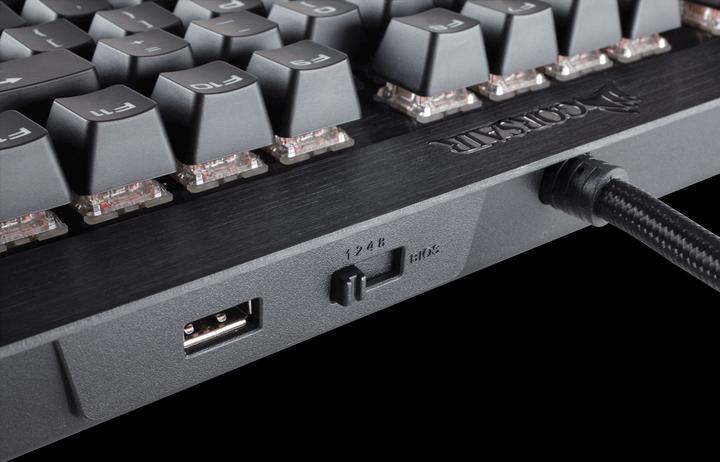 Actual product image Corsair Gaming K70 LUX RGB (DE, Cable)