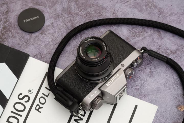 Image du produit TTArtisan 35mm f/1.4 Fujifilm X (Fujifilm X, APS-C / DX)