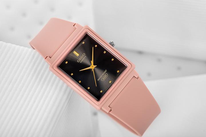 Produktbild Casio Collection - MQ-38UC-4AER (Sportuhr, 27 mm)