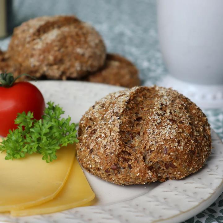 Immagine prodotto Abnehmen mit Brot und Kuchen Teil 2 (Tedesco, Güldane Altekrüger, 2019)