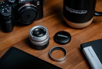 Actual product image Voigtländer Color-Skopar 28mm/2.8 VM II asph. silver (Leica M, full size)