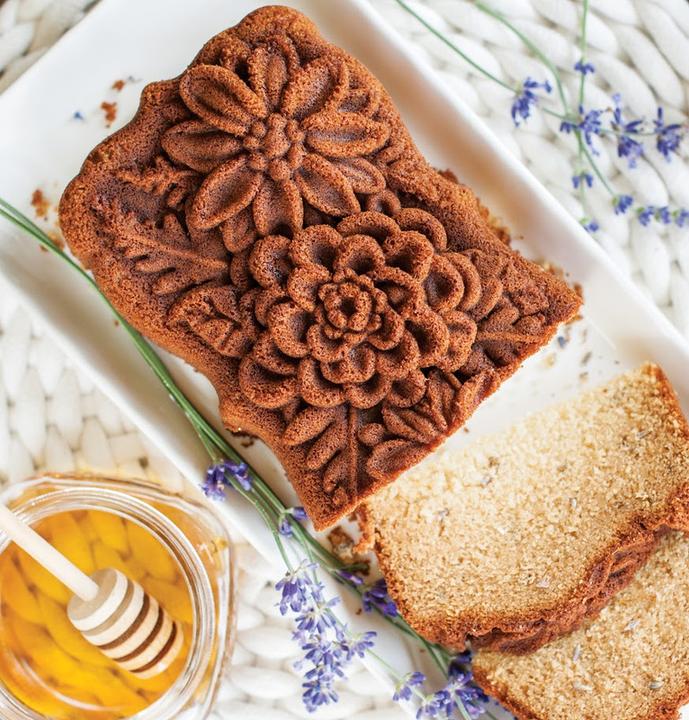 Produktbild Nordic Ware Wildflower Loaf Pan