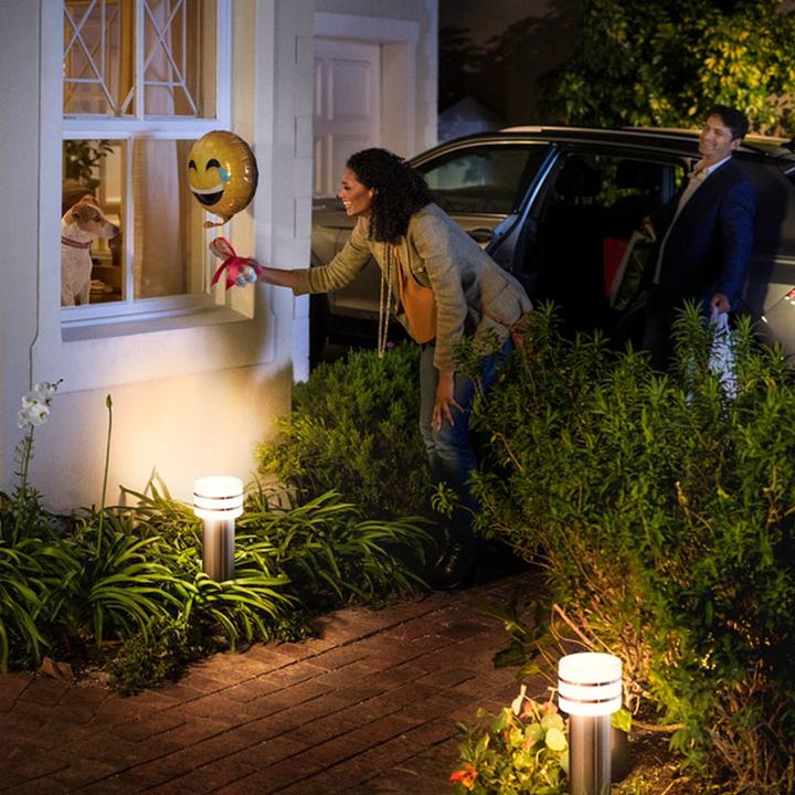 Image du produit Philips Hue Base Tuar (806 lm, E27)