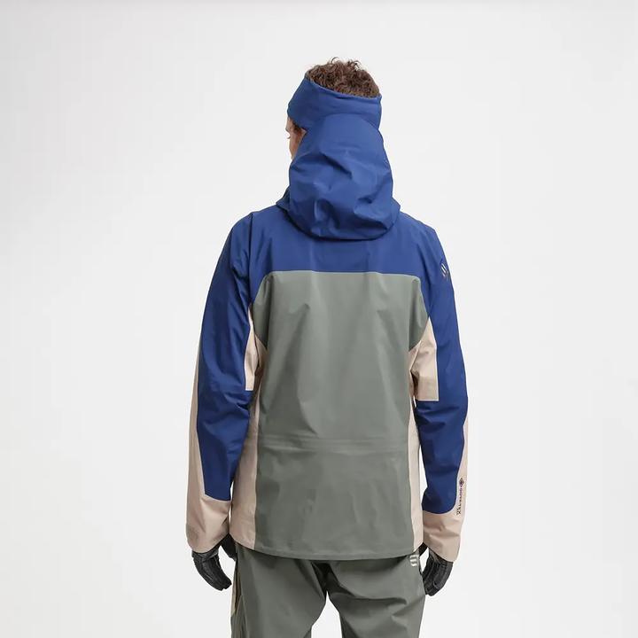 Actual product image Elevenate Bec De Rosses XI Jacket (S)