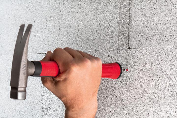 Actual product image Wiha Electrician Hammer (300 g)