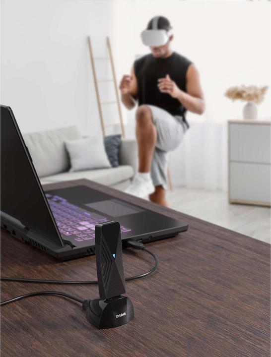 Actual product image D-Link DWA-F18 Air Bridge for Meta Quest