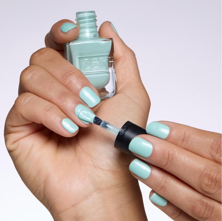 Actual product image Catrice Gel Affair Nail Lacquer No. 030 Green Long-Lasting (030 Oh So Fresh, Gel-Effect Nail Polish)