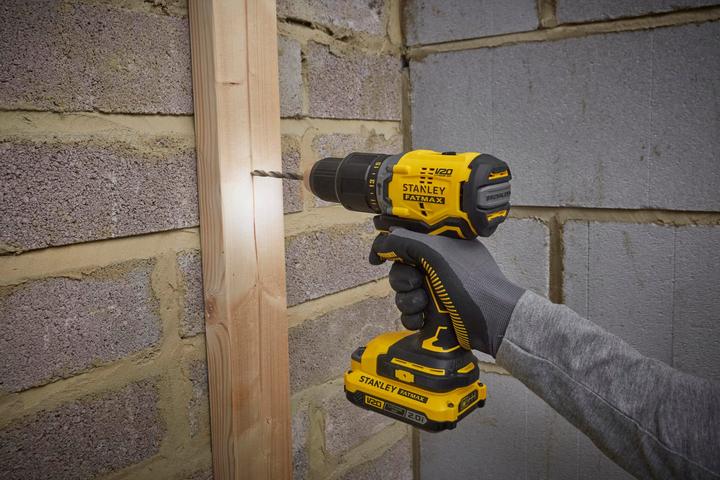 Actual product image Stanley SFMCD715D2K-QW (Rechargeable battery operated)