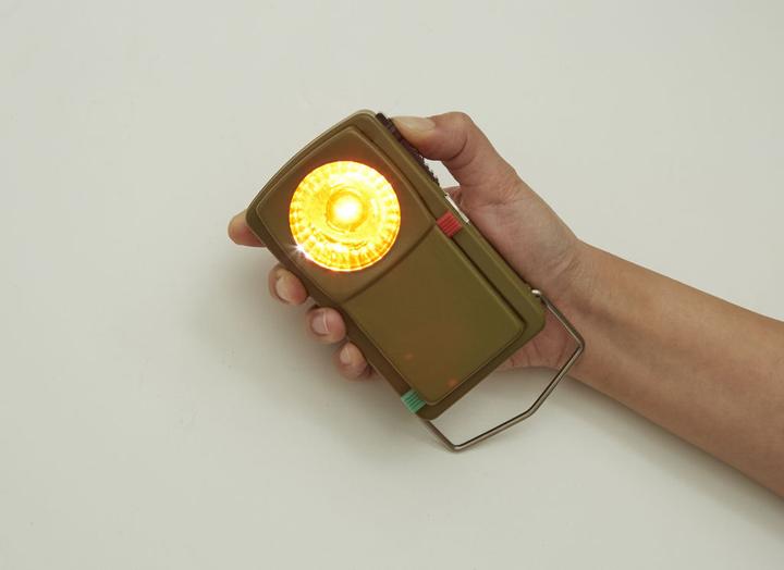 Immagine prodotto Kikkerland Luce codice morse Huckleberry (HB16-EU)