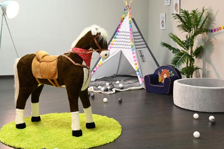 Actual product image Knorrtoys Stehpferd XXL "Winnie"