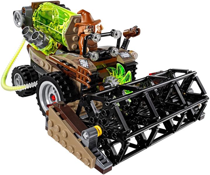 Actual product image LEGO DC Super Heroes Batman: Scarecrow's dangerous harvest (76054, LEGO DC)