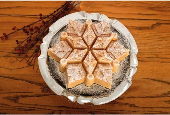 Actual product image Nordic Ware Snowflake Pan