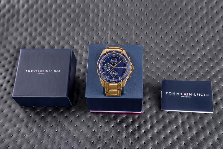 Actual product image Tommy Hilfiger Parker (Analogue wristwatch, 44 mm)