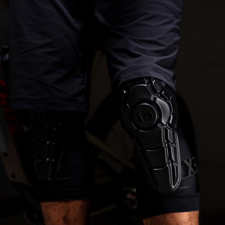Produktbild G-Form Pro-X3 Knee Guards (S, Knieschoner)