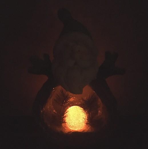 Produktbild Bekos Grosser Weihnachtsmann mit Glitzer und LED-Kugel