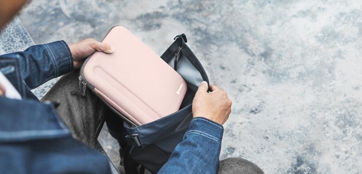 Produktbild tomtoc Smart A06 (9.7-11") Tablet Case (Microsoft Surface Go, iPad Air, iPad Pro 10.5 2017 (1. Gen), iPad Pro 11 2018 (1. Gen), iPad Pro 11 2020 (2. Gen), iPad Air 2020 (4. Gen), iPad Air 2022 (5. Gen))