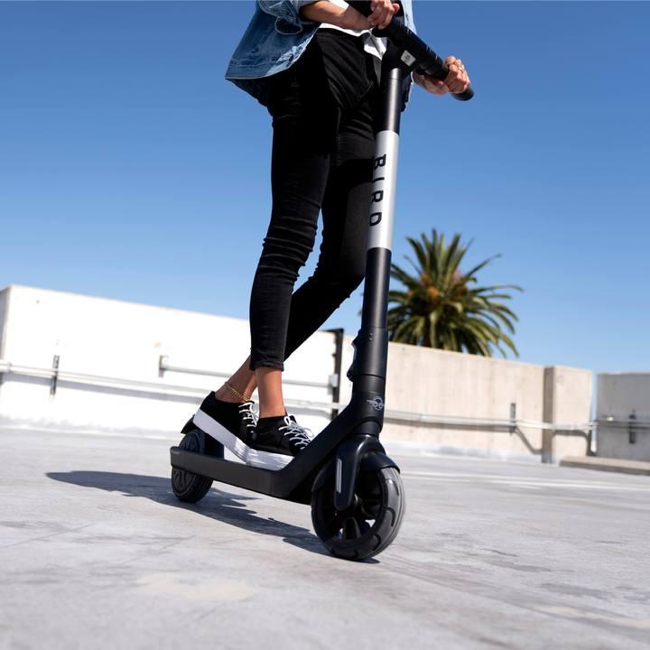 Produktbild Bird Air (25 km/h, 20 km, 250 W)