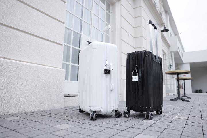 Actual product image Mili MiLock, luggage finder and lock (iOS, Apple, iPadOS)