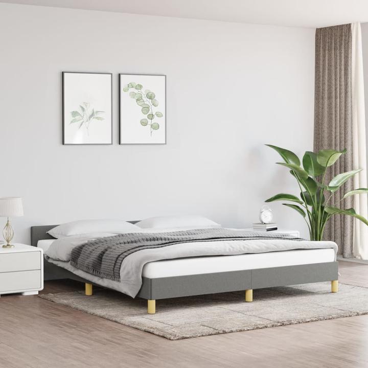 Gris foncé