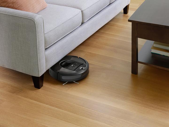 Produktbild iRobot Roomba i7+ Schwarz (Saugroboter)
