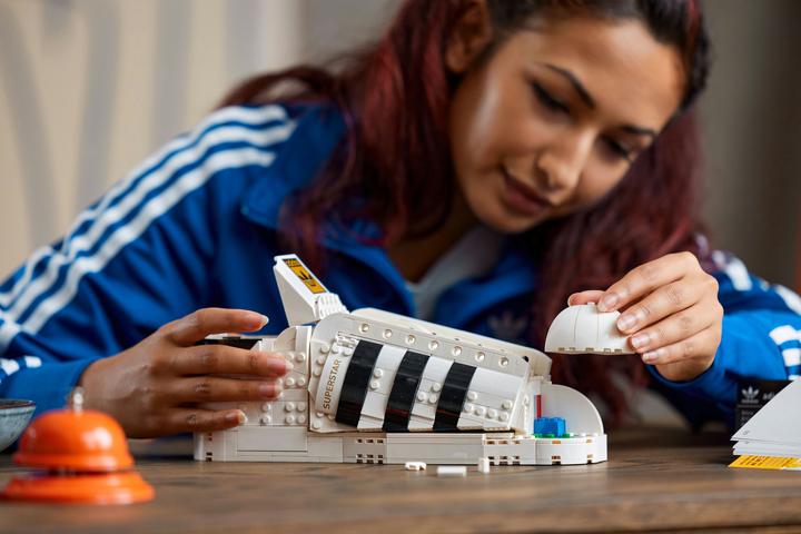 Image du produit LEGO Adidas Originals Superstar (10282, LEGO Icons)