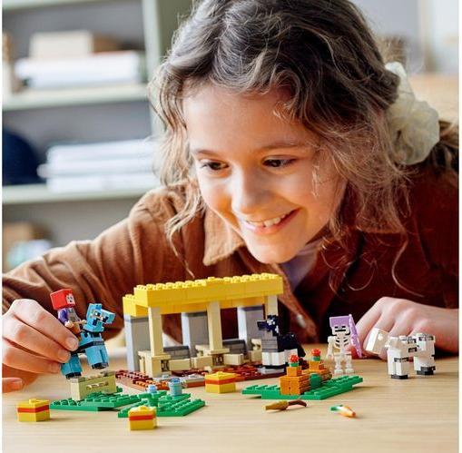 Actual product image LEGO The stable (21171, LEGO Minecraft)