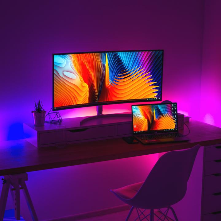 Actual product image Lifx Z Strip complete Starter Kit (RGB, 200 cm, Indoor)