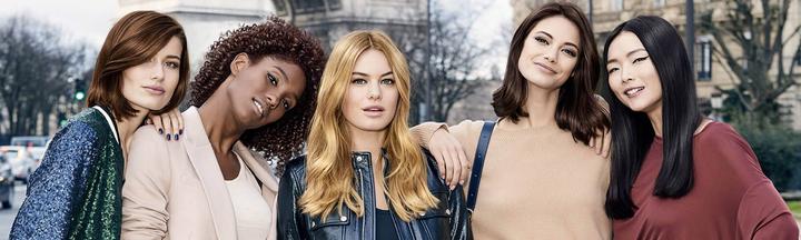 Actual product image L'Oréal Paris Casting Crème Gloss (210 Blue-black)