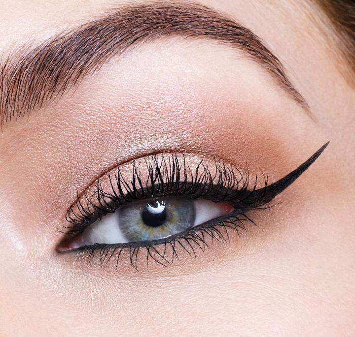 Produktbild Maybelline New York Eye Studio (701 Matte Black)