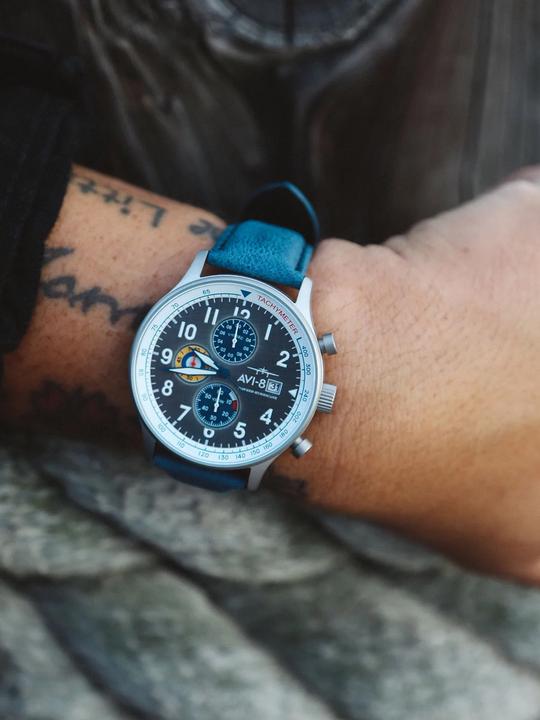 Actual product image AVI-8 AV-4011-0F Hawker Hurricane Classic (Chronograph, 43 mm)