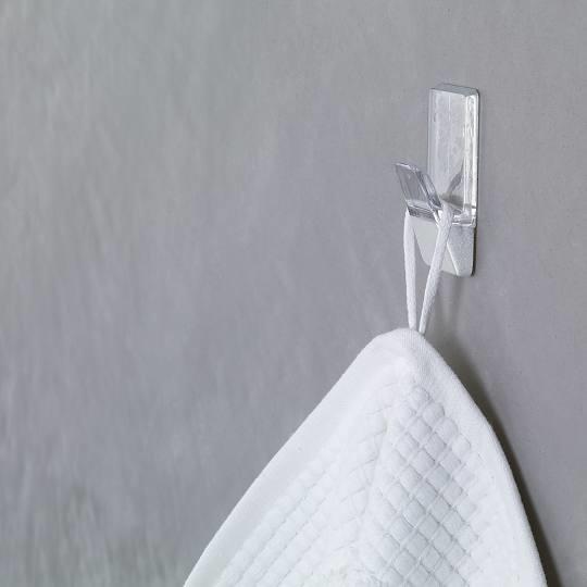 Actual product image tesa Powerstrips