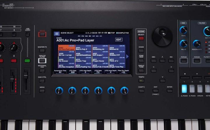 Produktbild Roland Fantom 8