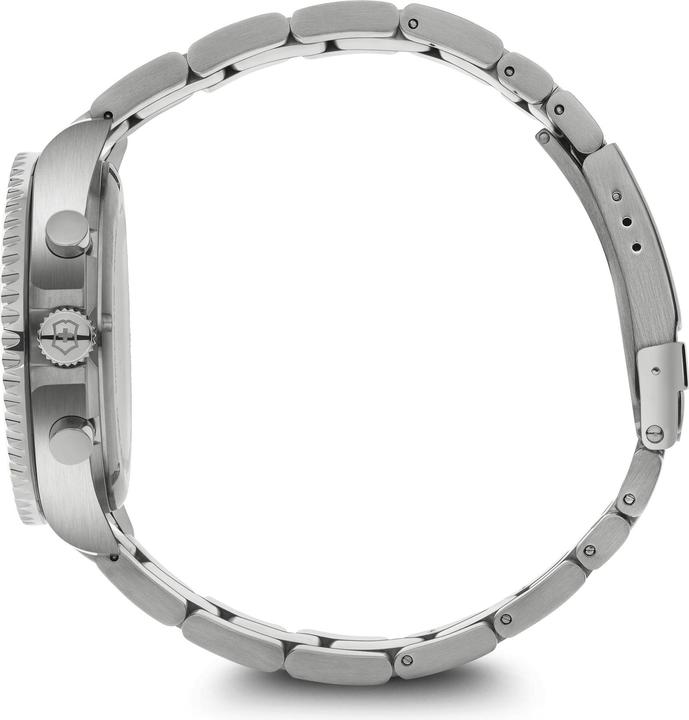 Actual product image Victorinox Maverick Chrono 43, GRN dial, GRY SST br (Chronograph, 43 mm)