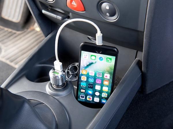 Produktbild Revolt Kfz-USB-Ladegerät mit 2 Ports