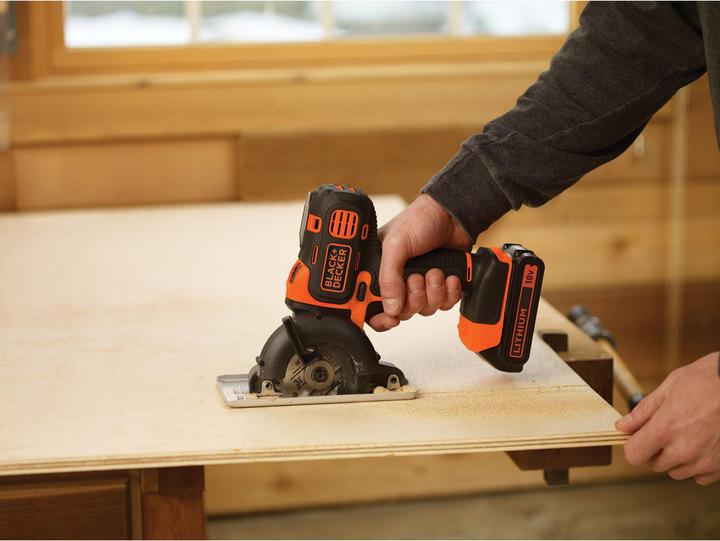 Actual product image Black & Decker MultiEvo MT218K (Rechargeable battery operated)