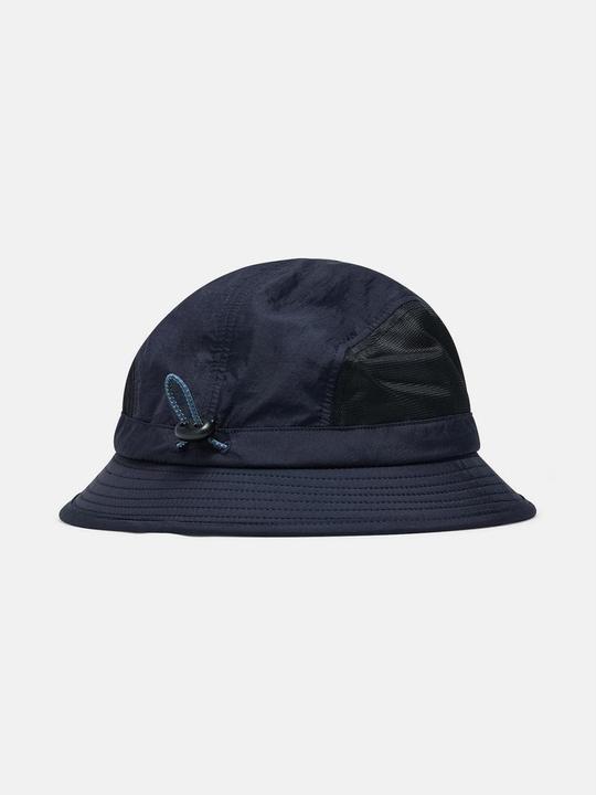 Actual product image Peak Performance Bucket (One size)