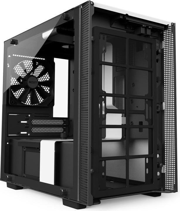 Actual product image NZXT H200i (Mini-ITX)
