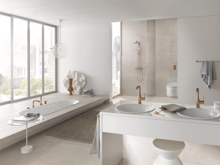 Actual product image Grohe Euphoria Shower System with Thermostat - Warm Sunset Brushed (26075DL0)