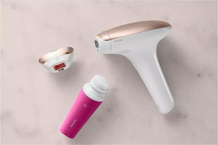 Actual product image Philips Lumea IPL Series 7000