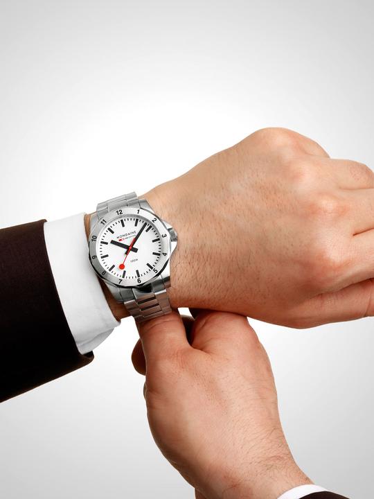 Actual product image Mondaine MSN.4211B.SK Numeri (Swiss made, 42 mm)